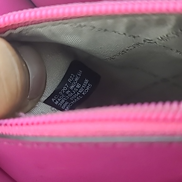 Michael Kors Marilyn MK Monogram Logo Womens Satchel Crossbody Tote Purse Small - Picture 16 of 16